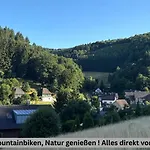 Besondere Naehe Nuerburgring * Lueckenbach