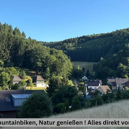 Besondere Naehe Nuerburgring * Lueckenbach